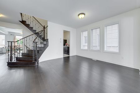 For Lease - 41 Leith Drive, Bradford West Gwillimbury, Ontario - Photo 4