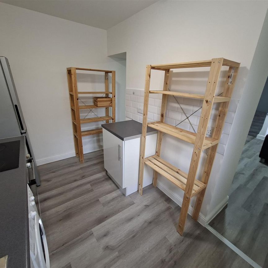 Splott Road, Cardiff - Photo 1