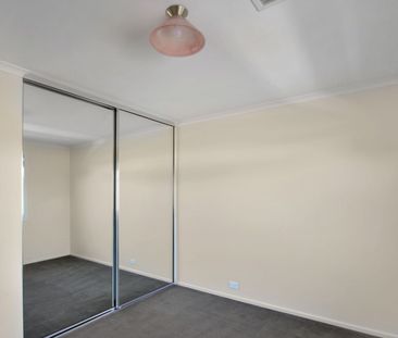 Stunning Family Home in Henley Beach South - Photo 5