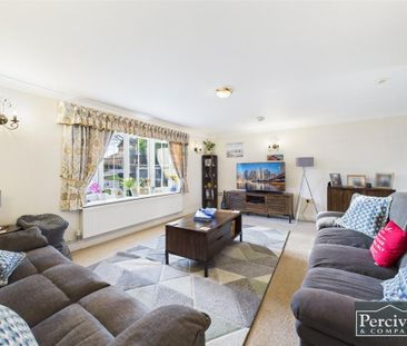 2 bedroom bungalow to rent - Photo 1