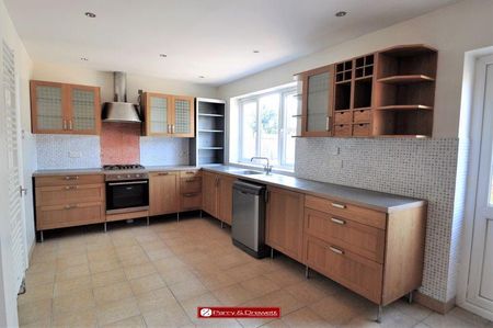 5 bedroom semi-detached house to rent - Photo 3