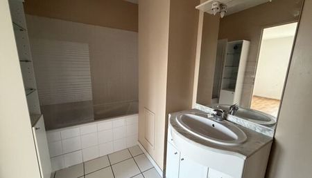 Appartement 2 pièces 55m2 REIMS 758 euros - Photo 5