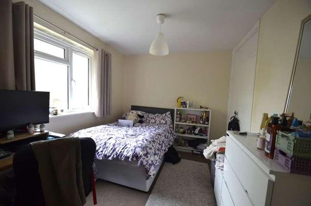 Linden Court, Englefield Green, TW20 - Photo 1