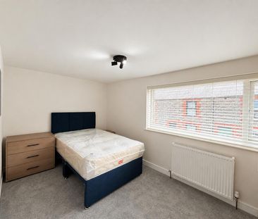 Apartment 2 20 Tan Y Graig - Photo 2