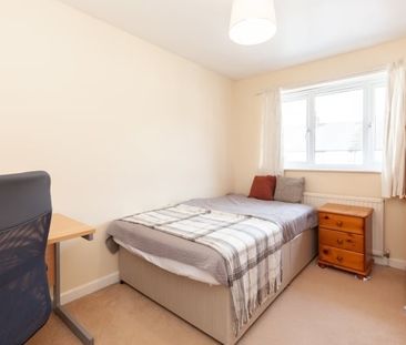 New High Street, Headington - Photo 4