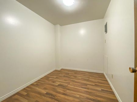 Bachelor One Two Bedroom Apartment Units - Photo 4