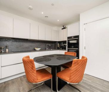 2 bedroom flat to rent - Photo 4