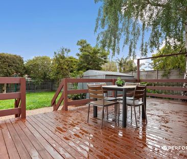 1B Moore St, Caulfield South VIC 3162 - House For Rent | Domain - Photo 5