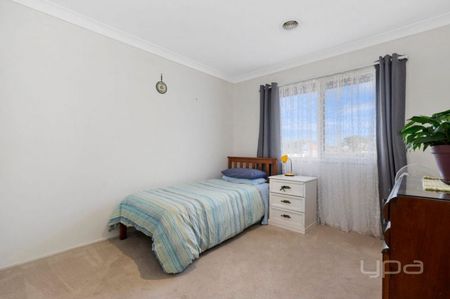 16 Cassia Road, MELTON - Photo 5