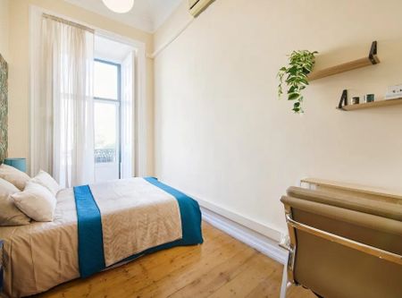 Largo Vitorino Damásio, Lisbon, Lisbon 1200-872 - Photo 2