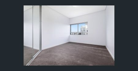 Modern Beachside Living – Little Bay - Photo 2