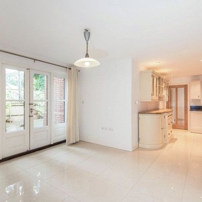 3 bedroom cottage to rent - Photo 1
