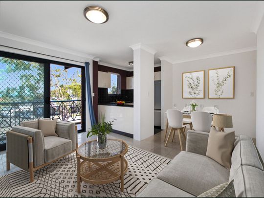 Oversized Two-Bedroom Apartment - Photo 1