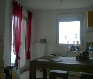 Appartement à louer 3 pièces 60.01m² - Photo 2