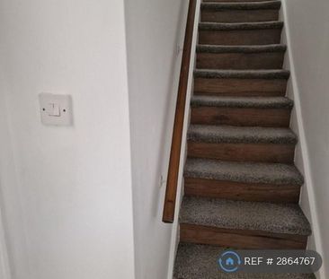 2 bedroom terraced house to rent - Photo 6