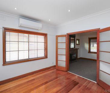 19 Gloucester Street, Reservoir - Photo 1