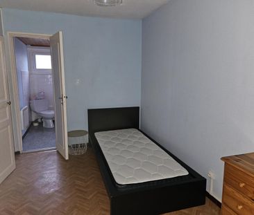 Location Appartement 1 pièce Meublé 26m² LE CREUSOT 71200 - Photo 1