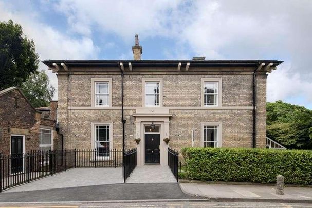 Claremont House, Framlington Place, NE2 - Photo 1