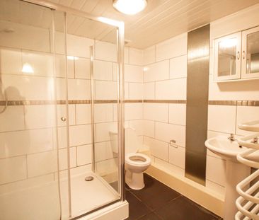 Apt 1, 21 Hyde Terrace - Photo 1