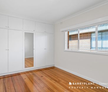 Spacious Family Home in Prime Templestowe Location - Photo 2