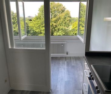 Helle, schön geschnittene 2-Zimmer mit Balkon in der grünen Gartens... - Foto 6