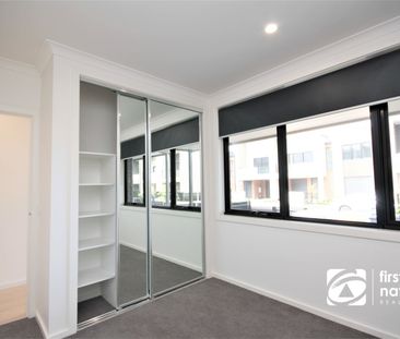 Modern Comfort and Style in a Prime Location - Photo 3