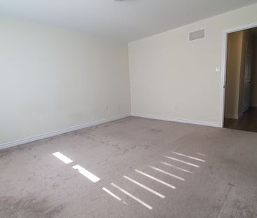 For Lease - 84 Callandar Road, Brampton, Ontario - Photo 3