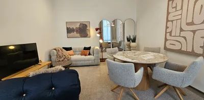 Koffer packen & einziehen: Stilvoll möblierte Altbauwohnung mit neuer Einbauküche - Photo 2