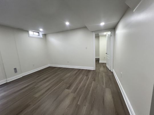 For Lease - 5 Fenn Street, Ajax, Ontario - Photo 1