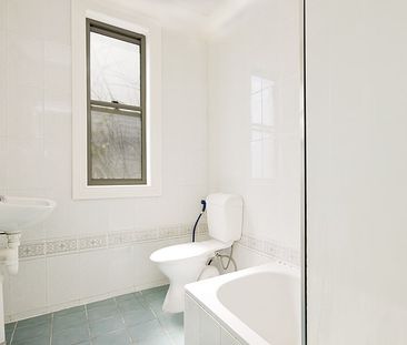 8/13 Edward Street, North Sydney NSW 2060 - Apartment For Rent | Do... - Photo 1