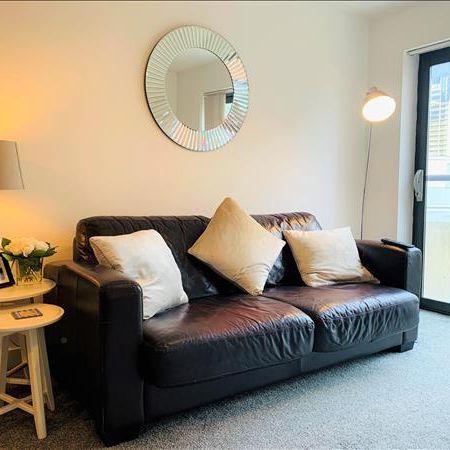 1 bedroom flat to rent - Photo 1