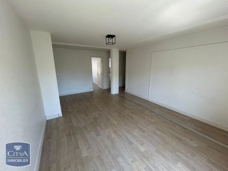 Appartement à louer 4 pièces 79.4m² - Photo 3