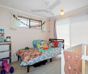 Solid 3 Bedroom Home in Popular Avoca - Photo 4