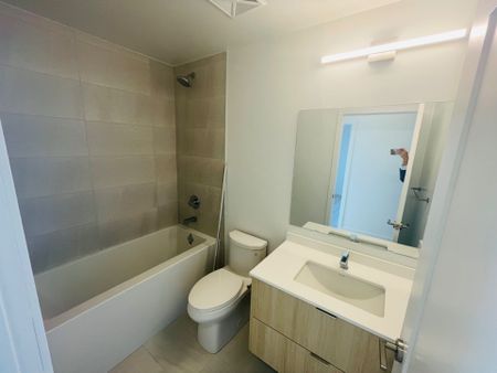 For Lease - 5105 Hurontario Street Unit# 602, Mississauga, Ontario - Photo 3