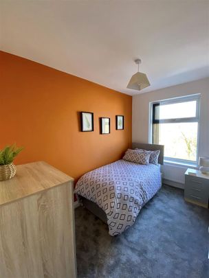 1 bed house to rent in Burnley Road, Colne, BB8 - Photo 1