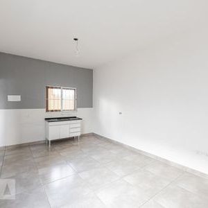 Casa para alugar com 41m², 1 quarto e sem vaga - Foto 3