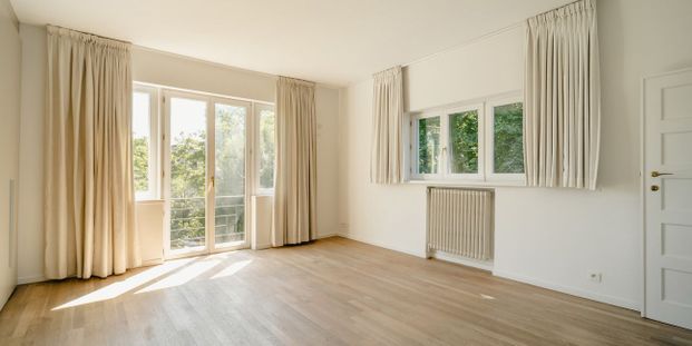 Woning te huur in Ukkel voor € 4.900 met 4 slaapkamers - Photo 1