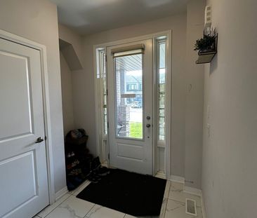 For Lease - 110 yale Drive, Hamilton, Ontario - Photo 6