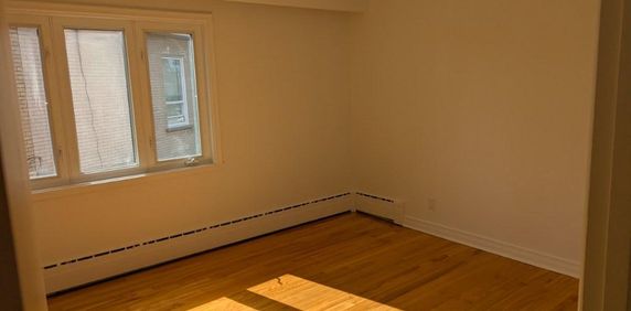 Haut Duplex - 3 chambres - à louer à Lasalle - Photo 2