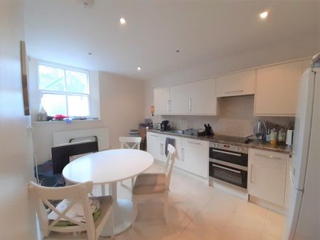 2 bedroom semi-detached house to rent - Photo 3