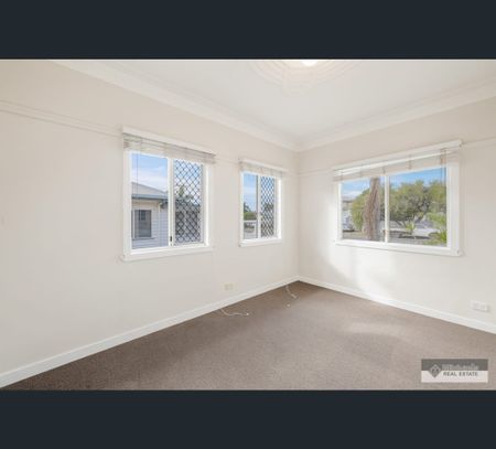 5 Cullen Street, Walkervale, Qld 4670 - Photo 3