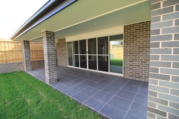 30 Dunlin Circuit, Marsden Park NSW 2765 - Photo 1