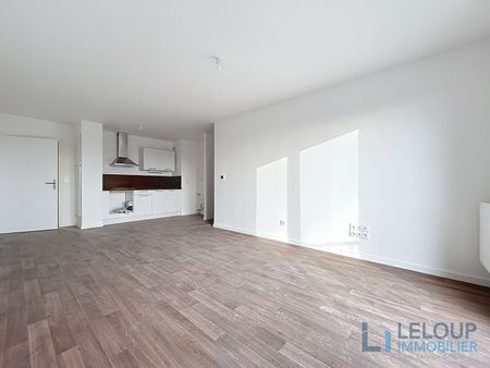 Location Appartement 3 pièces 65m² BOURG ACHARD 27310 - Photo 2