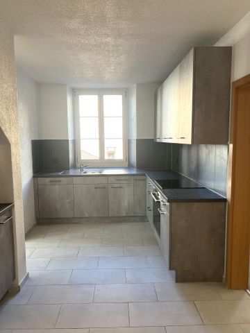 Le Locle, bel appartement de 4 pièces avec balcon au 1er étage - Photo 3