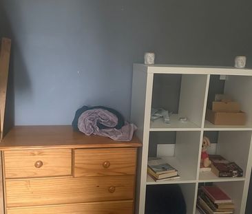 Room in a Shared Flat, Richmond Road, E11 - Photo 1