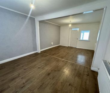 House - Terraced For Rent Church Road, Pentre - Photo 1