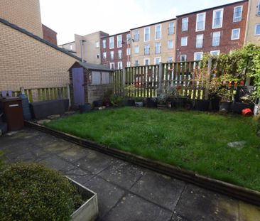 Old Chester Road, Birkenhead - Photo 4