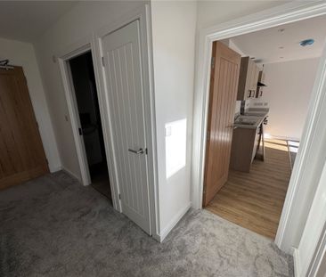 Holborn Place, Bulwell, Nottingham, Nottinghamshire, NG6 - Photo 2