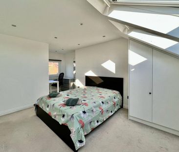 4 bedroom terraced house to rent - Photo 3