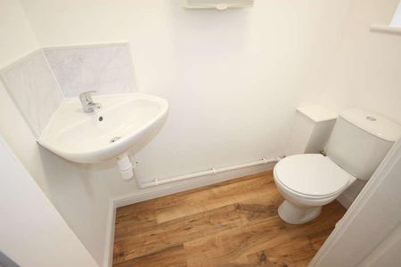 Shobnall Road, Burton Upon Trent, DE14 - Photo 2